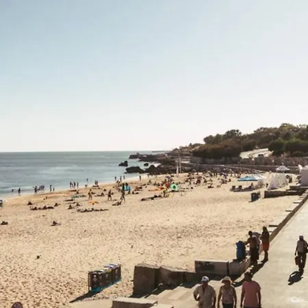 Апартаменты Atlantic Vista, Sunny And Steps From The