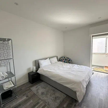 Atlantic Vista, Sunny And Steps From The *