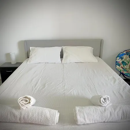 Atlantic Vista, Sunny And Steps From The *